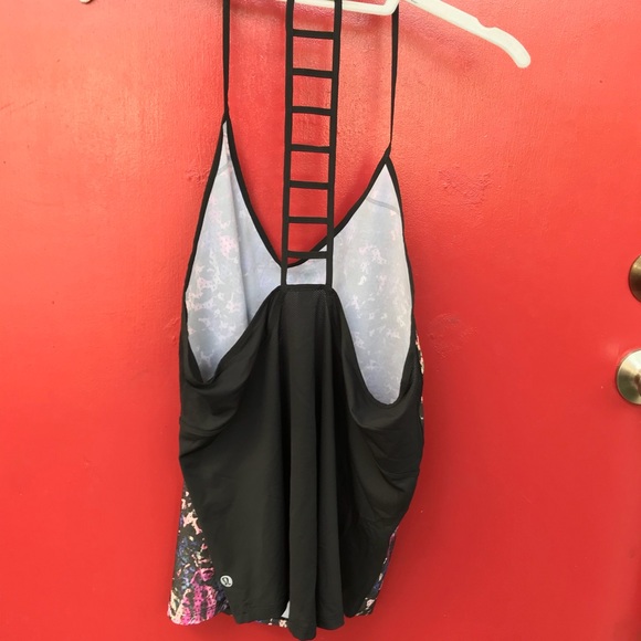 Lululemon Athletica Top - Picture 2 of 4